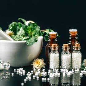 Wie homöopathische Mittel bei der Rauchentwöhnung helfen können